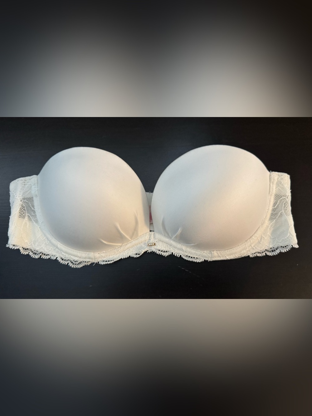 Victoria’s Secret Strapless Bra